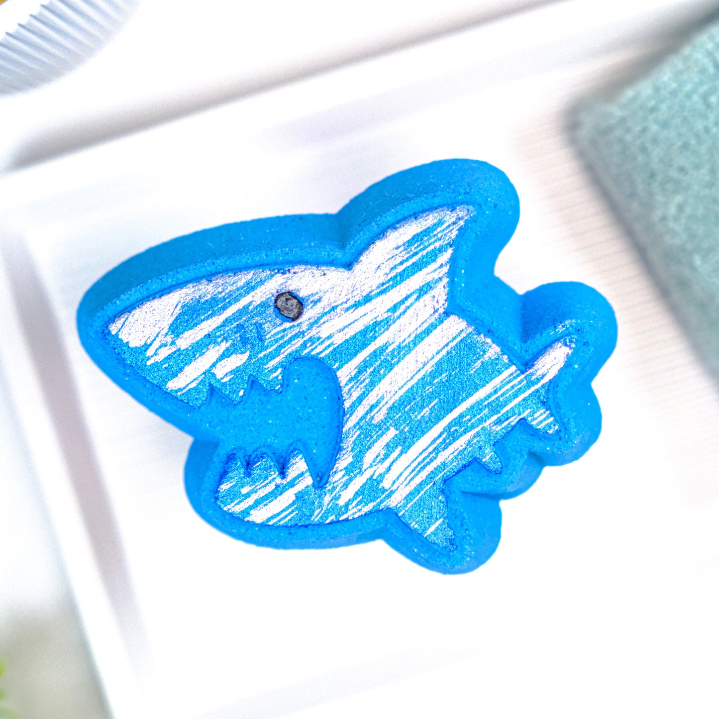 Ocean Explorer - Bath Bomb with toy