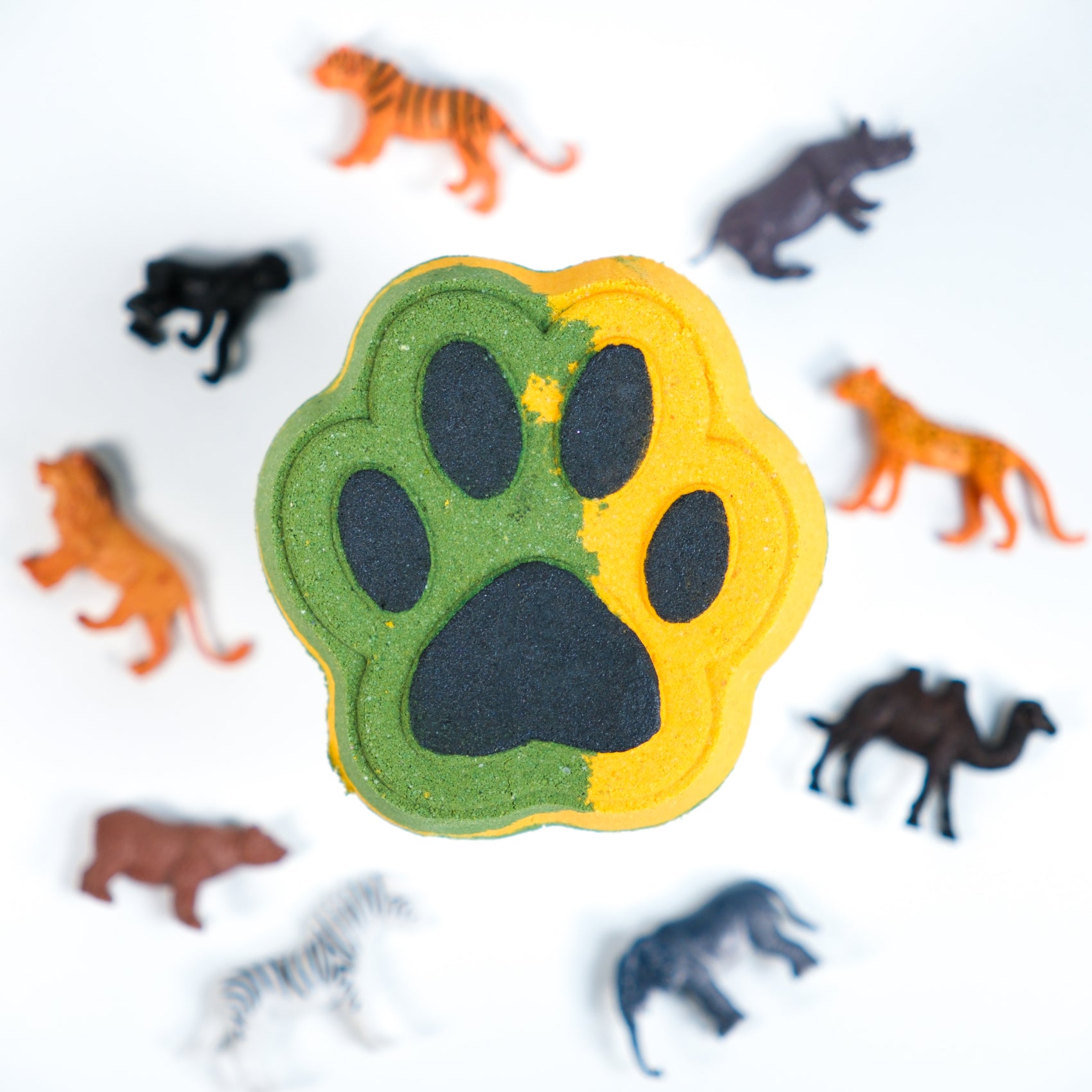 Jungle Safari - Bath Bomb with toy